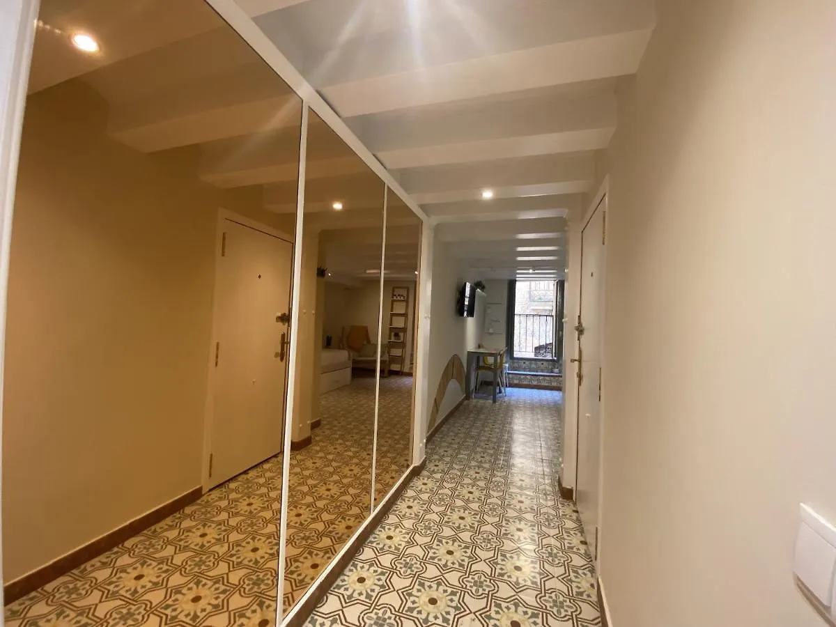 Tarracohomes, Th143 Studio Old Town Tarragona Spain